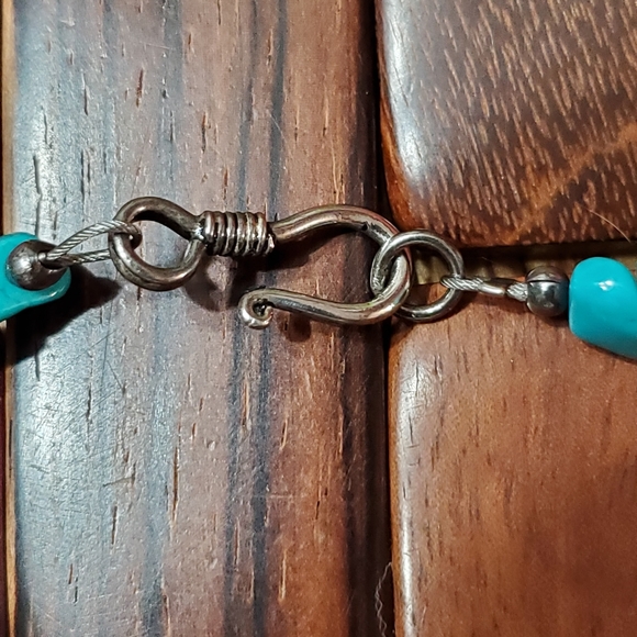 Sterling silver cross with turquoise and turquoise howlite  nuggets - Picture 4 of 7